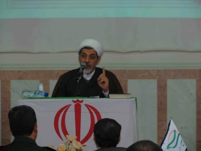 مراسم جشن پیروزی انقلاب اسلامی در مراکز دانشگاه فرهنگیان استان قم