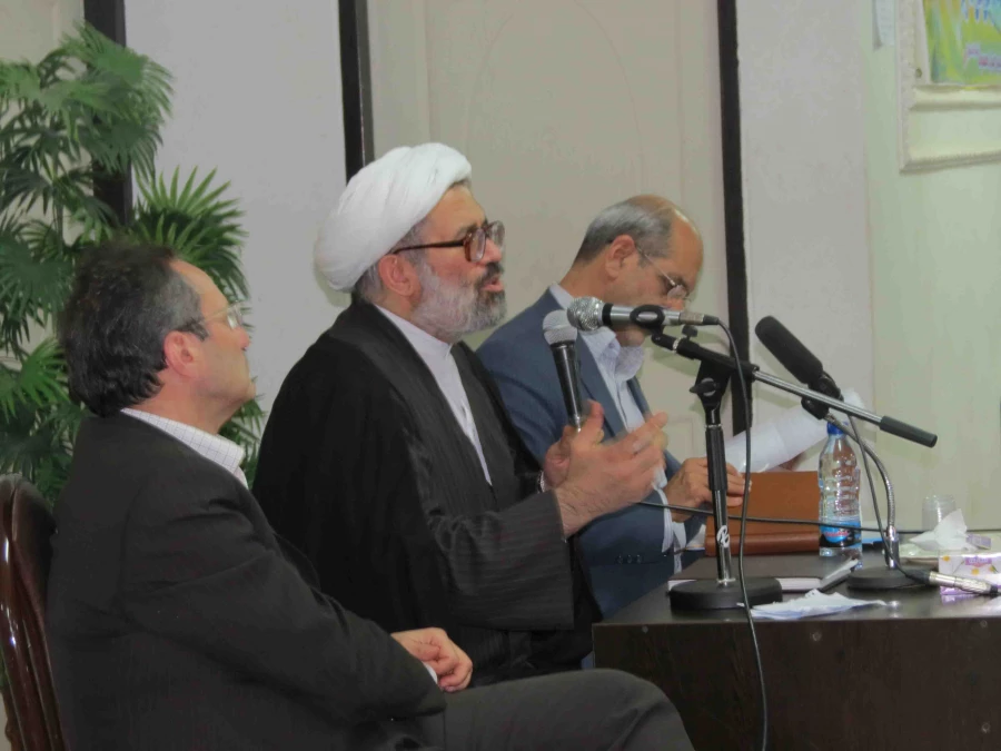 دیدار با دانشجویان دختر