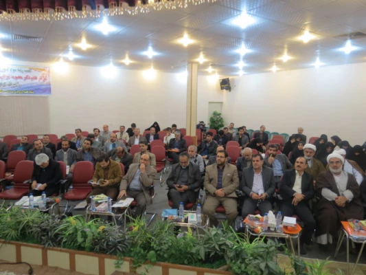 تجلیل ازپژوهشگران پردیس های استان قم باحضورمعاون پژوهش وفناوری دانشگاه فرهنگیان