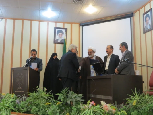 تجلیل ازپژوهشگران پردیس های استان قم باحضورمعاون پژوهش وفناوری دانشگاه فرهنگیان