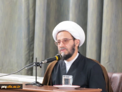 برگزاری درس اخلاق توسط حجت الاسلام والمسلمین غفاری درپردیس آیت الله طالقانی قم