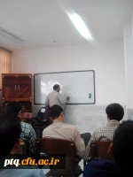 کلاس آموزش مقدمات کمکهای اولیه در مرکز هلال احمر استان