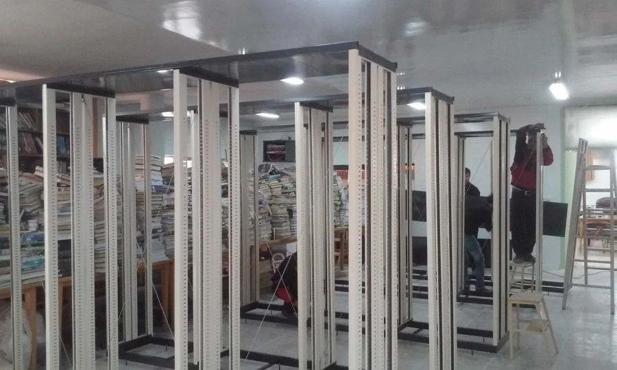 نصب قفسه های فلزی جدید