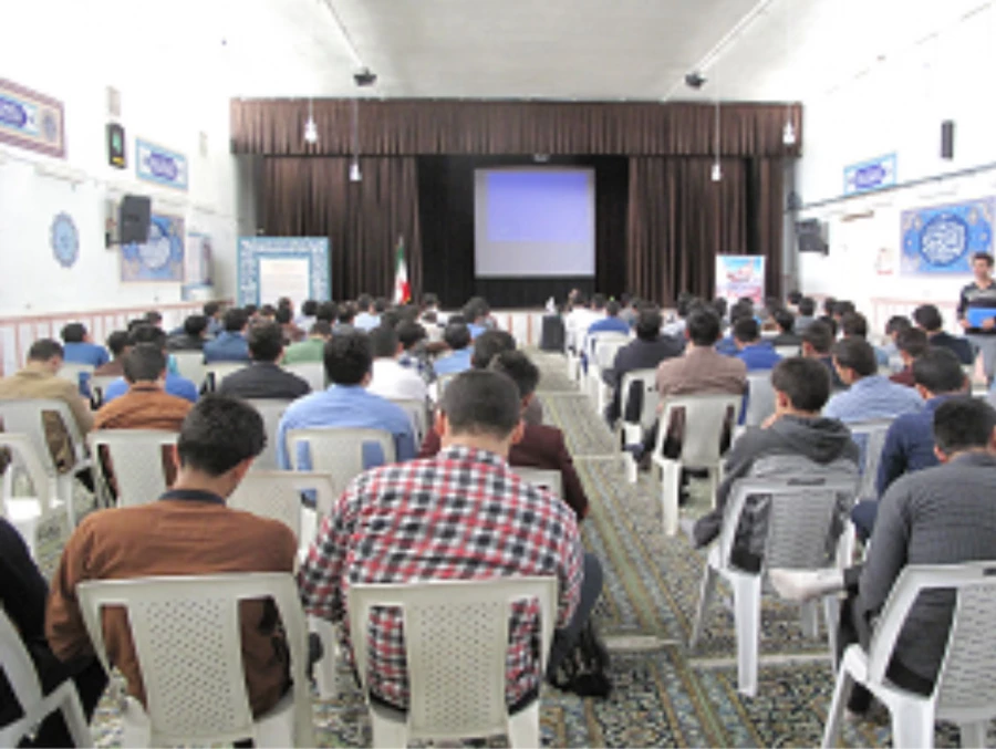 آشنایی با خطرات فضای مجازی