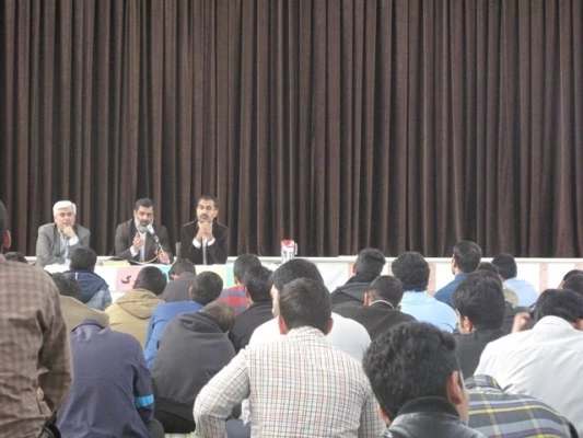 جلسه پرسش و پاسخ با مدیر گروهها