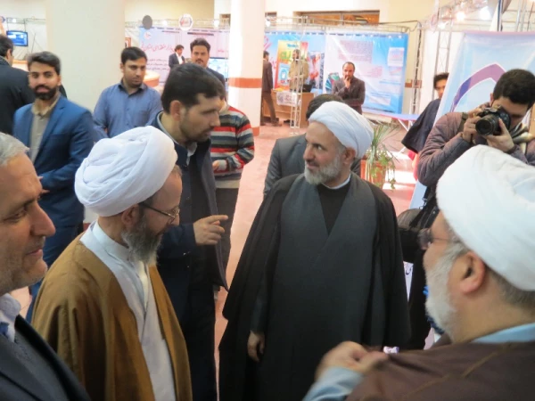 نمایشگاه پژوهش