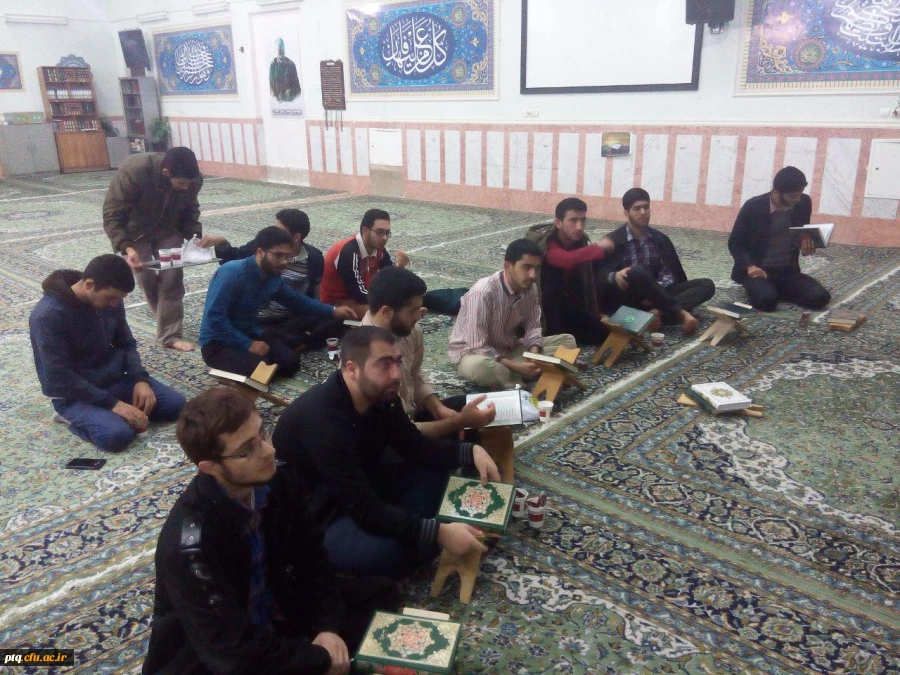 جلسات تخصصی قرائت قران با حضور استاد و قاری بین المللی قرآن کریم 
جناب استاد دکتر علی اصغر شعاعی