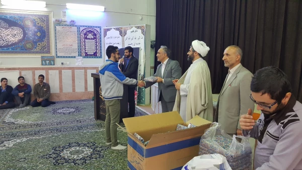 تجلیل از دانشجویان فعال