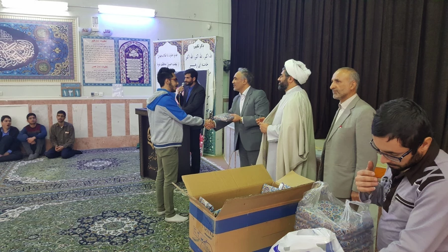 تجلیل از دانشجویان فعال