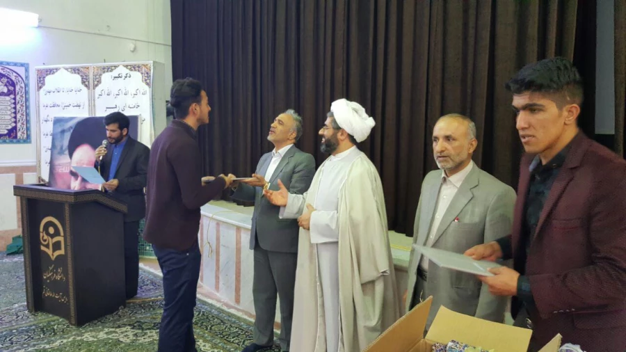 تقدیر از برگزیدگان مسابقات  ورزشی پردیس 3