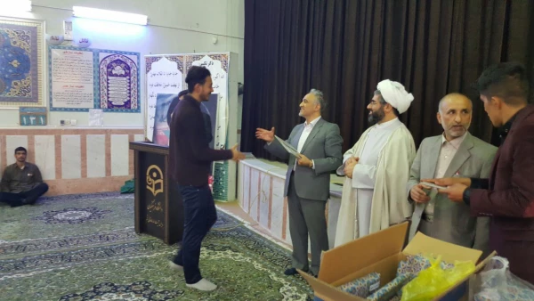 تقدیر از برگزیدگان مسابقات  ورزشی پردیس 4