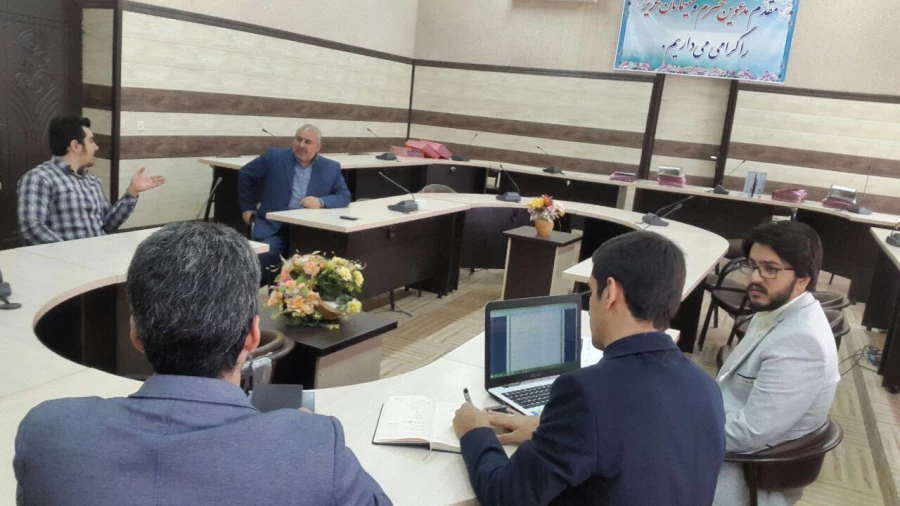 برگزاری جلسه اعضای شورای صنفی - رفاهی با مسئولین امور دانشجویی پردیس 3