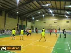 مسابقات والیبال