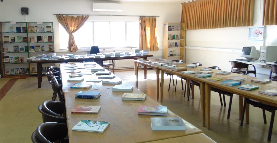 نمایشگاه کتاب