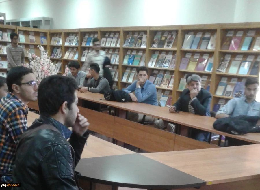 بازدید از کتابخانه دانشگاه قم