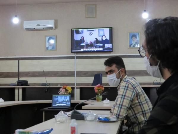 جلسه گردهمایی فعالین حوزه نشریات دانشجویی با حضور خانم دکتر کاوه(مدیرکل امور اجتماعی دانشگاه فرهنگیان) 2