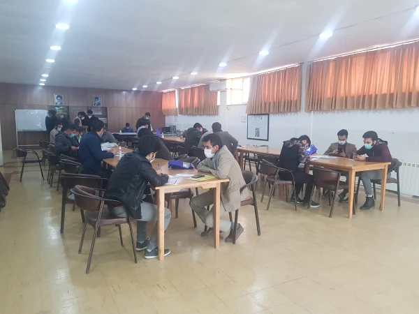 تصاویری از رعایت پروتکل های بهداشتی در ثبت نام دانشجویان نو ورود 3