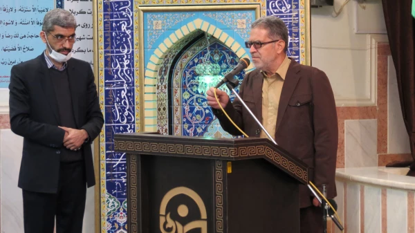 مراسم تجلیل از همکاران پیشکسوت پردیس آیت الله طالقانی قم 4