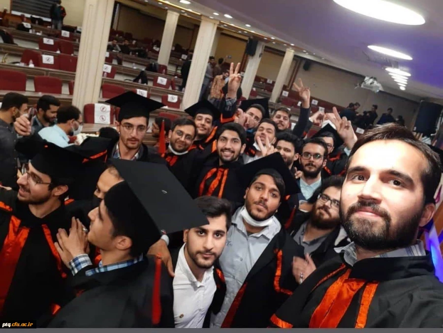 برگزاری جشن دانش­آموختگی ورودی­های 1396 پردیس آیت االله طالقانی(ره) قم 12