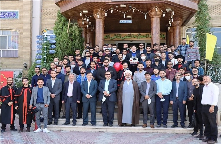 برگزاری جشن دانش­آموختگی ورودی­های 1396 پردیس آیت االله طالقانی(ره) قم 15