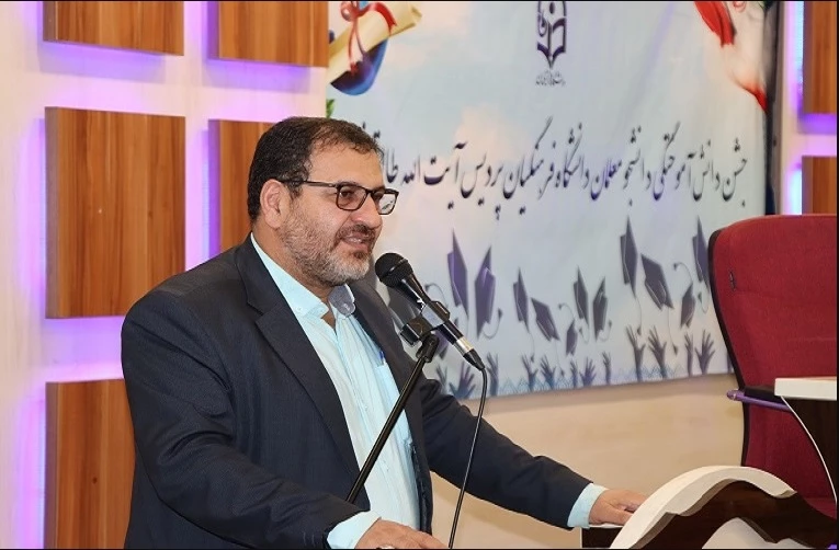 برگزاری جشن دانش­آموختگی ورودی­های 1396 پردیس آیت االله طالقانی(ره) قم 17