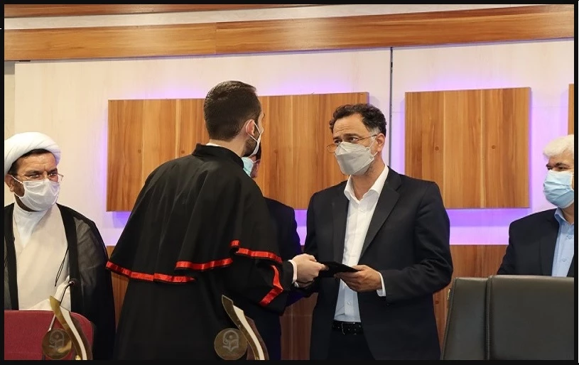 برگزاری جشن دانش­آموختگی ورودی­های 1396 پردیس آیت االله طالقانی(ره) قم 19