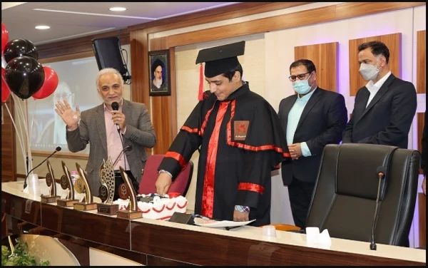 برگزاری جشن دانش­آموختگی ورودی­های 1396 پردیس آیت االله طالقانی(ره) قم 20