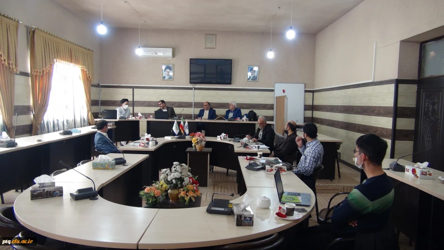 جلسه گروههای آموزشی زبان و ادبیات عرب بصورت حضوری و مجازی 7