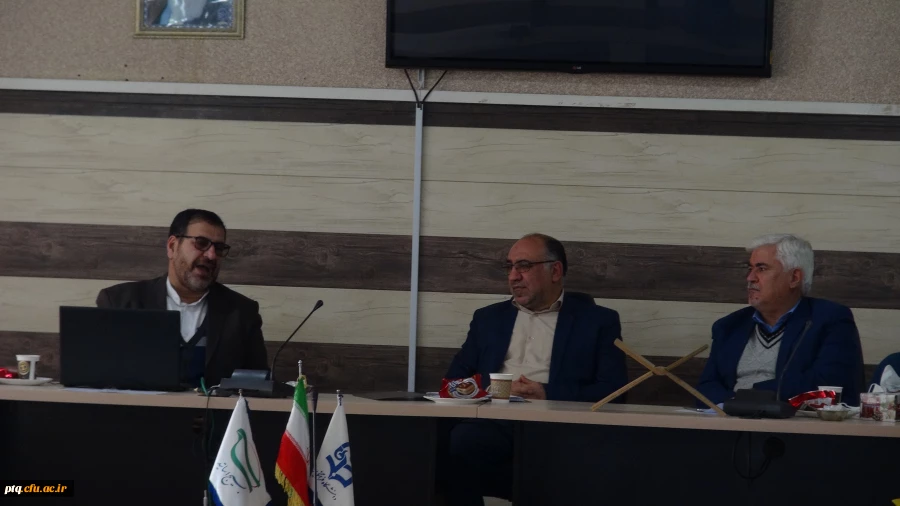 جلسه گروههای آموزشی زبان و ادبیات عرب بصورت حضوری و مجازی 8