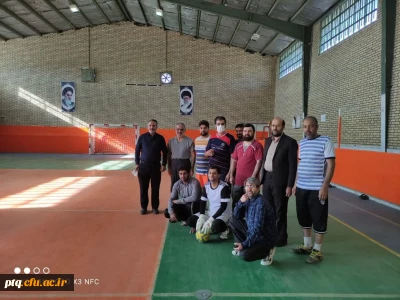 بازدید معاونت توسعه منابع و امور دانشجویی و همکاران از ورزش کارکنان پردیس آیت الله طالقانی.
۱۴۰۰/۹/۳ چهارشنبه