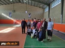 بازدید معاونت توسعه منابع و امور دانشجویی و همکاران از ورزش کارکنان پردیس آیت الله طالقانی.
۱۴۰۰/۹/۳ چهارشنبه 9