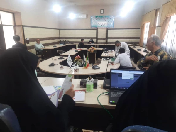 ارزیابی سلامت کارکنان پردیس با حضور تیم سنجش سلامت دانشگاه علوم پزشکی و خدمات بهداشتی و درمانی استان قم در هفته سلامت 2