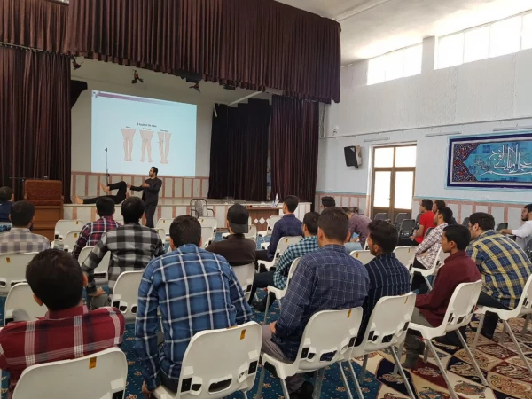 برگزاری کارگاه آموزشی حرکات اصلاحی وپیشگیری از آسیب ها درهفته سلامت 2