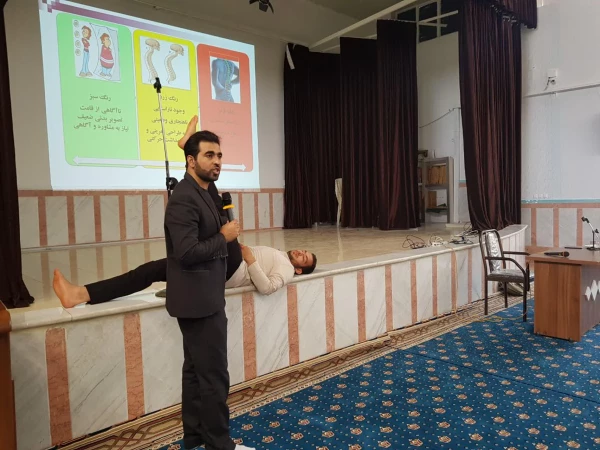برگزاری کارگاه آموزشی حرکات اصلاحی وپیشگیری از آسیب ها درهفته سلامت 4