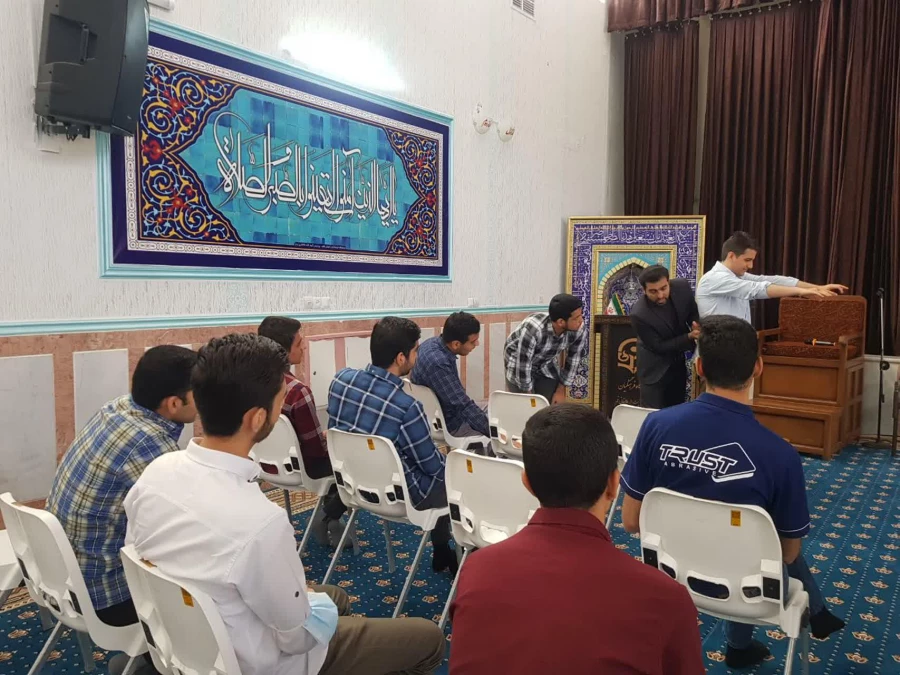 برگزاری کارگاه آموزشی حرکات اصلاحی وپیشگیری از آسیب ها درهفته سلامت 11