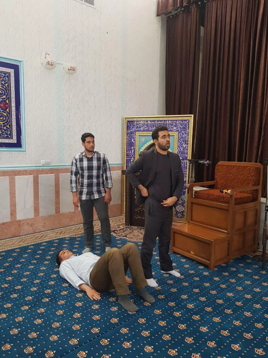 برگزاری کارگاه آموزشی حرکات اصلاحی وپیشگیری از آسیب ها درهفته سلامت 14