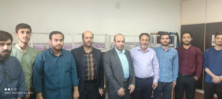 بازدید معاونت توسعه منابع و امور دانشجویی پردیس آیت الله طالقانی ره قم و رییس اداره حراست دانشگاه فرهنگیان استان قم از  خوابگاه ها و سلف سرویس های پردیس 3