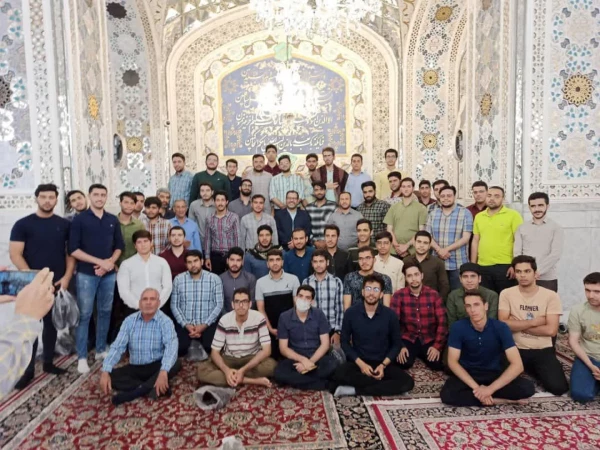 سفرزیارتی تعدادی از دانشجویان پردیس آیت الله طالقانی به مشهد مقدس 2