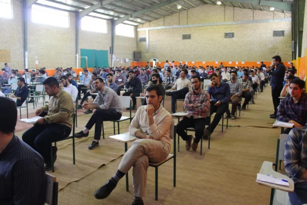 برگزاری اولین آزمون حضوری  پایان ترم دانشجویان پردیس آیت الله طالقانی پس از کرونا درسال 1401 5