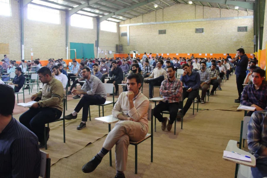 برگزاری اولین آزمون حضوری  پایان ترم دانشجویان پردیس آیت الله طالقانی پس از کرونا درسال 1401 5