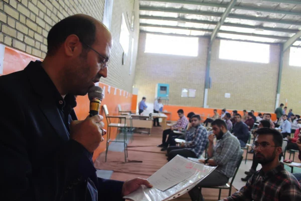 برگزاری اولین آزمون حضوری  پایان ترم دانشجویان پردیس آیت الله طالقانی پس از کرونا درسال 1401 12