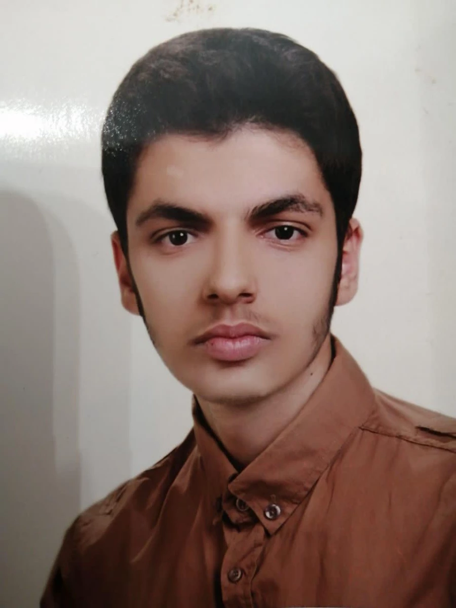 رضا یوسفی کوپائی  رتبه ٢گرایش آموزش زبان عربی رتبه ٣ گرایش ادبیات عرب رتبه ۵ گرایش مترجمی