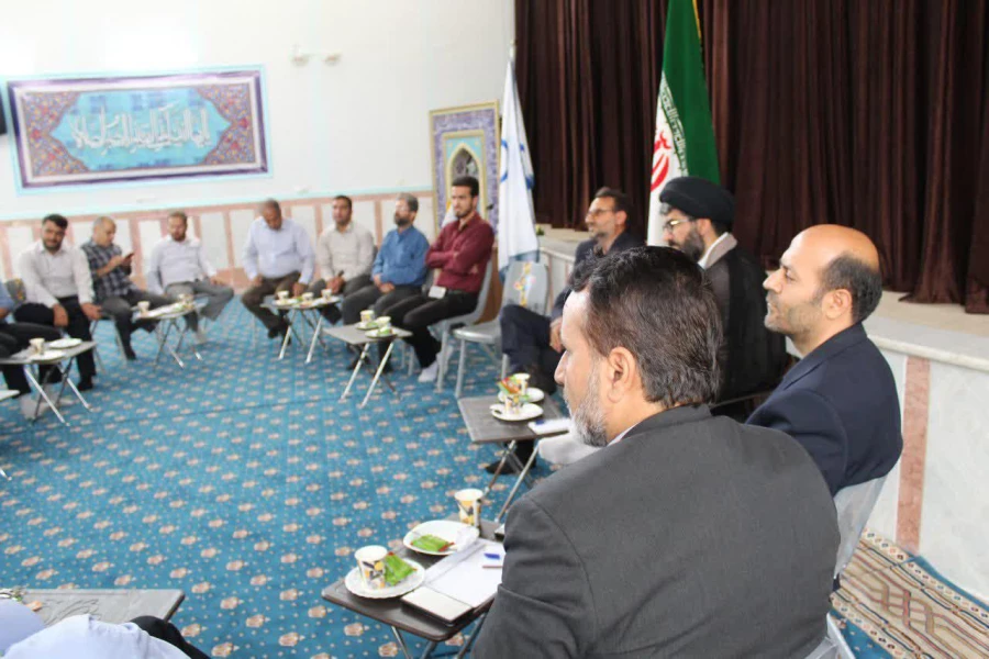 اولین جلسه همگرایی وهم اندیشی مدیریت امور پردیس های دانشگاه فرهنگیان استان قم با کارکنان پردیس آیت الله طالقانی (ره) 4