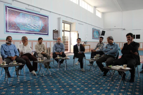 اولین جلسه همگرایی وهم اندیشی مدیریت امور پردیس های دانشگاه فرهنگیان استان قم با کارکنان پردیس آیت الله طالقانی (ره) 7