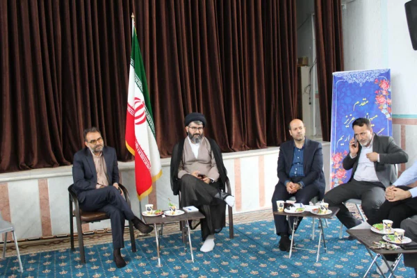 اولین جلسه همگرایی وهم اندیشی مدیریت امور پردیس های دانشگاه فرهنگیان استان قم با کارکنان پردیس آیت الله طالقانی (ره) 8