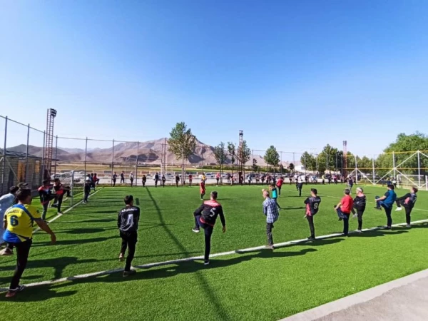 ورزش صبحگاهی اساتید کارکنان و دانشجویان  4