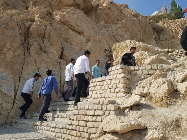  اردوی کوهنوردی و میثاق با شهدای گمنام دانشجومعلمان پردیس آیت الله طالقانی(ره) 7