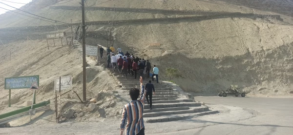  اردوی کوهنوردی و میثاق با شهدای گمنام دانشجومعلمان پردیس آیت الله طالقانی(ره) 10