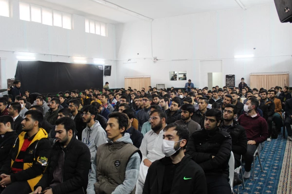 برگزاری مراسم روز دانشجو به همراه تقدیر از فعالین فرهنگی پردیس 2