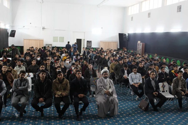 برگزاری مراسم روز دانشجو به همراه تقدیر از فعالین فرهنگی پردیس 4